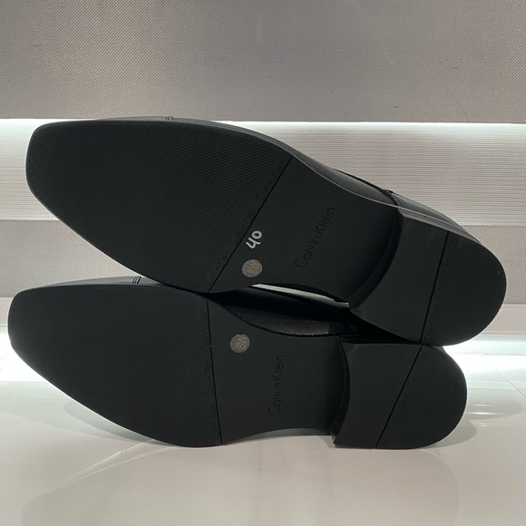 Mens Calvin Klein dress shoes size 8 - Picture 4 of 4